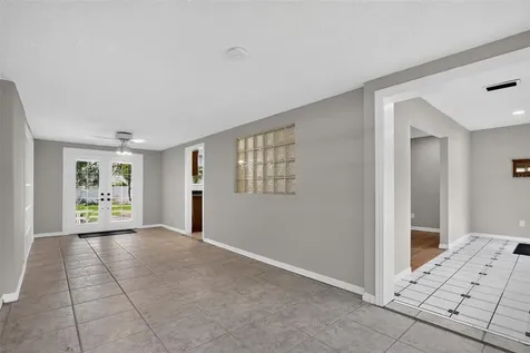 2732 Newark Way Orlando FL 32803
