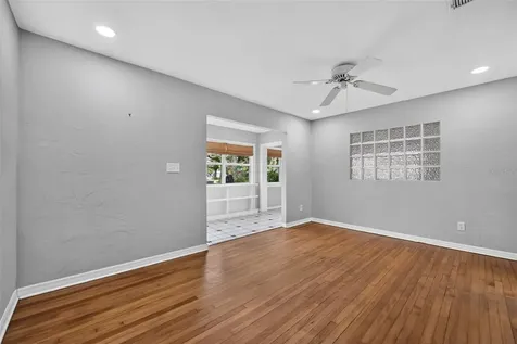 2732 Newark Way Orlando FL 32803