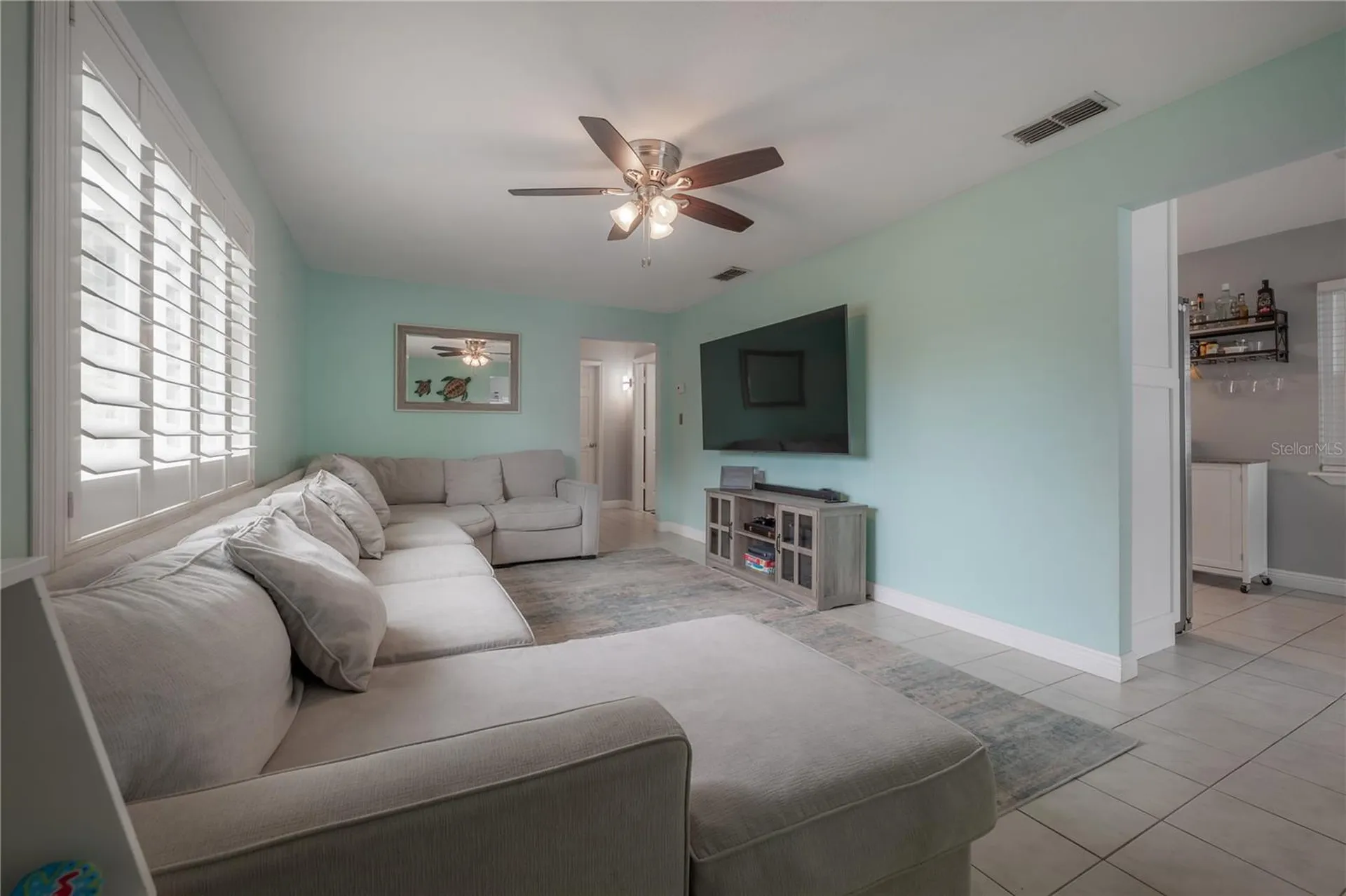 5937 13th Avenue N St Petersburg FL 33710