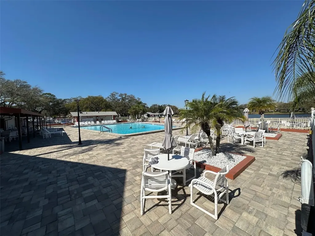 10800 Los Santos Drive Port Richey FL 34668