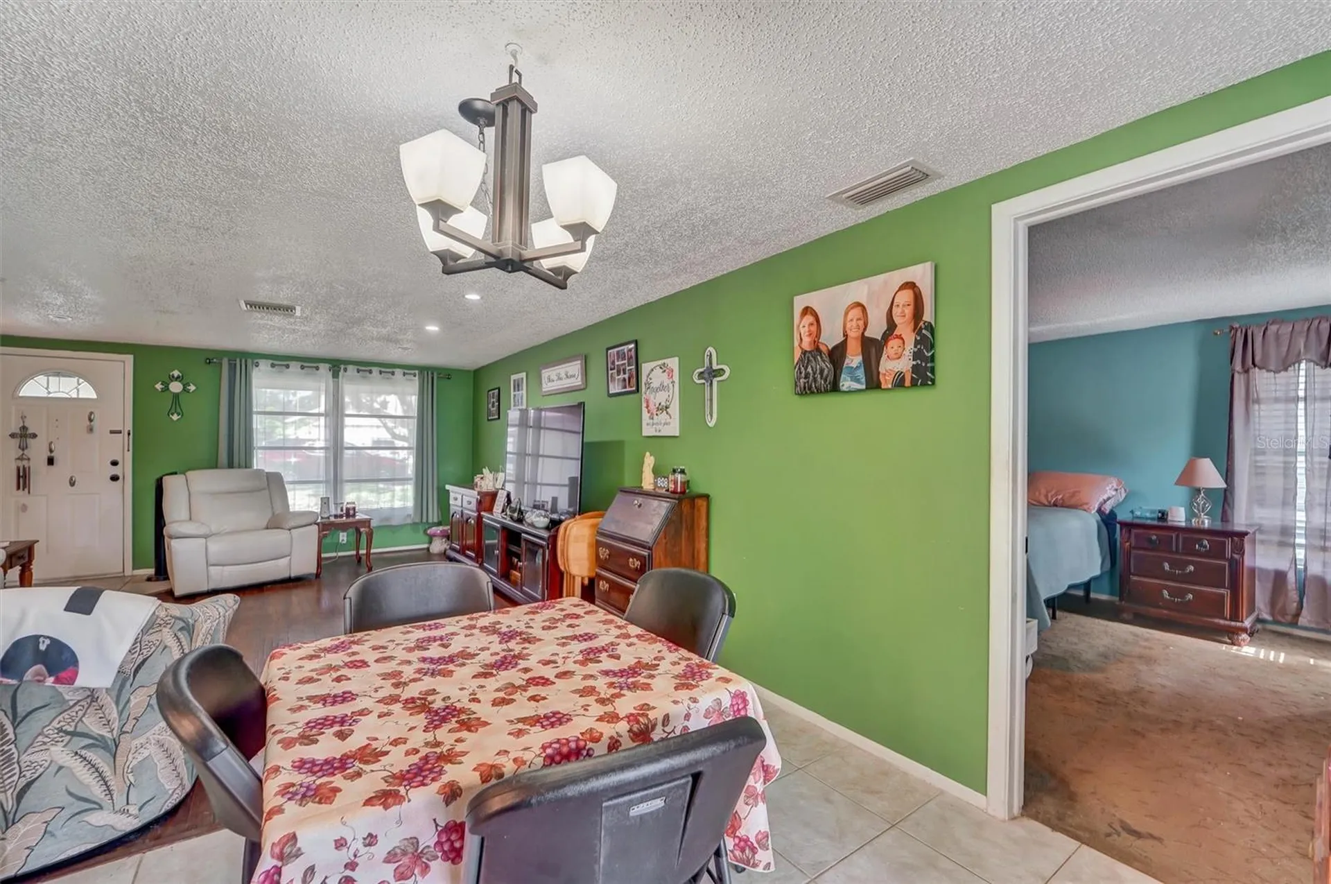 10800 Los Santos Drive Port Richey FL 34668