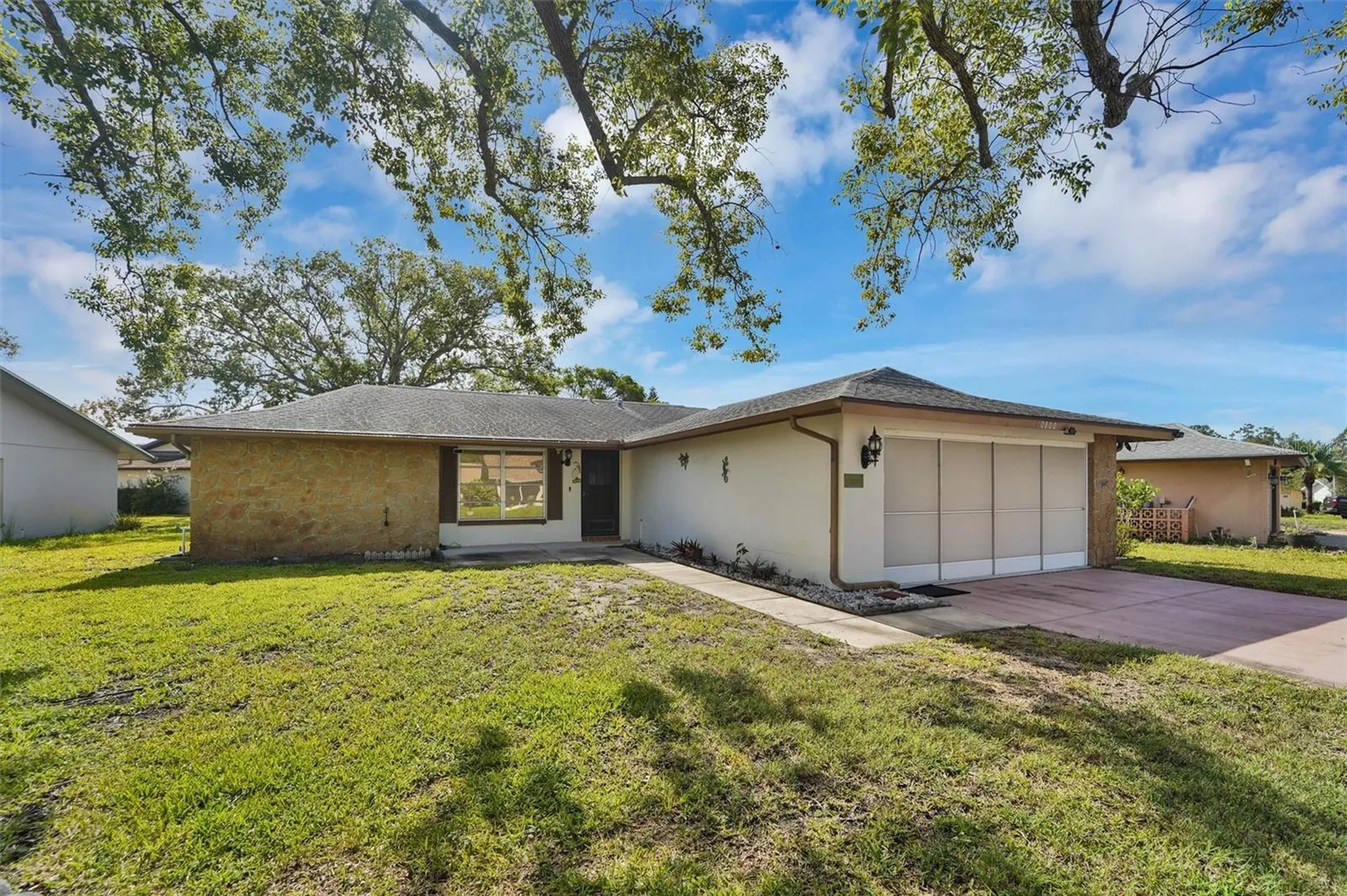 10800 Los Santos Drive Port Richey FL 34668