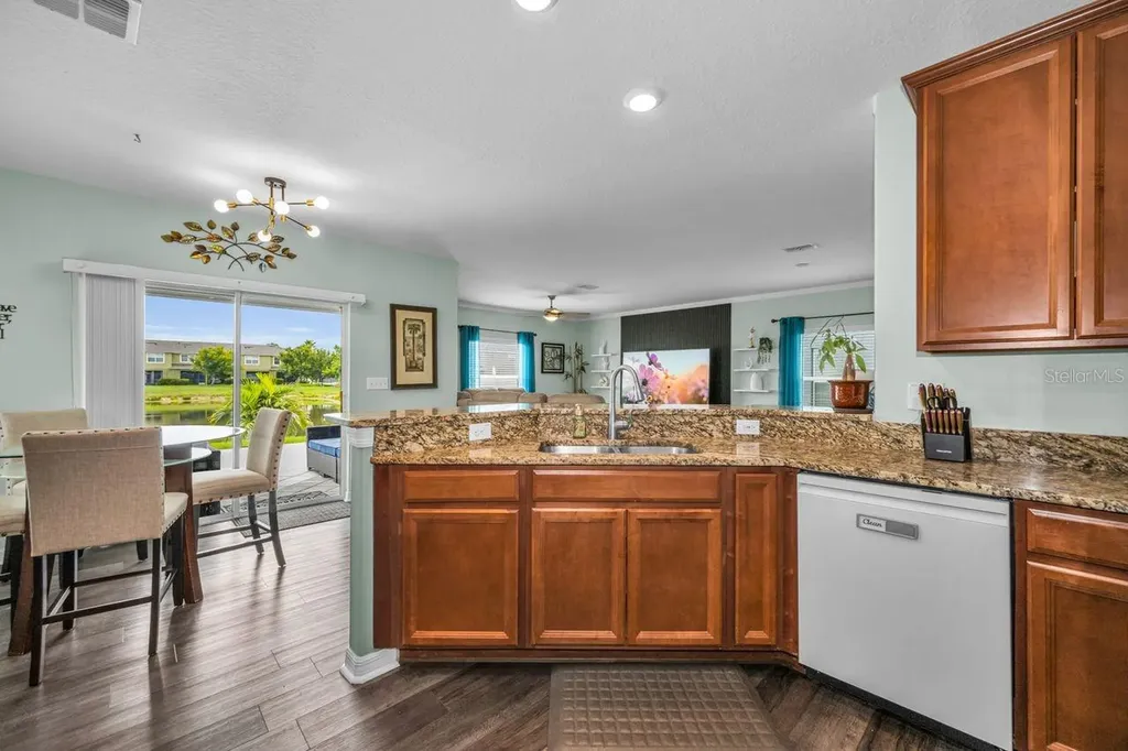 1921 Hawks View Drive Ruskin FL 33570