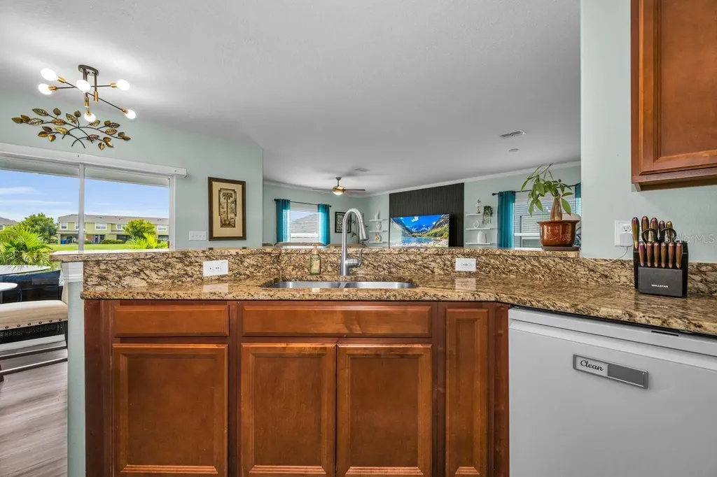 1921 Hawks View Drive Ruskin FL 33570