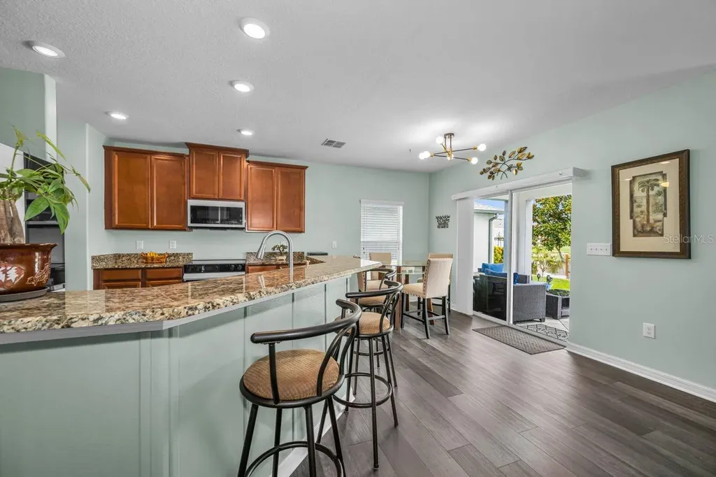 1921 Hawks View Drive Ruskin FL 33570