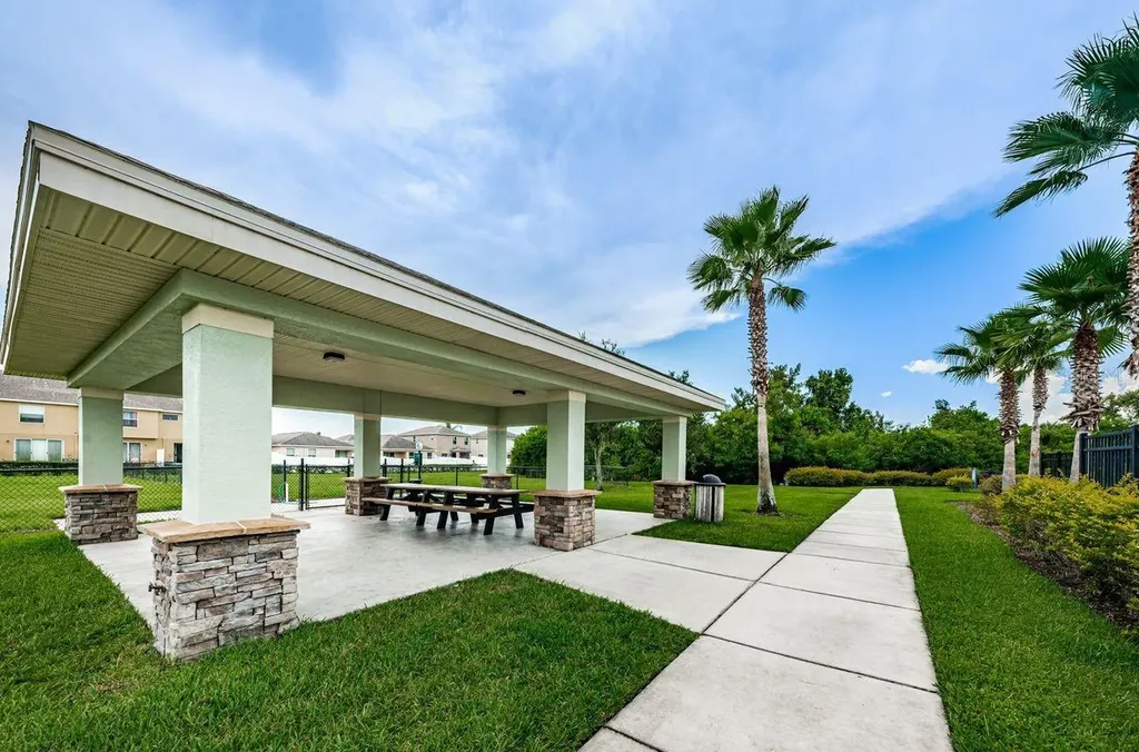1921 Hawks View Drive Ruskin FL 33570