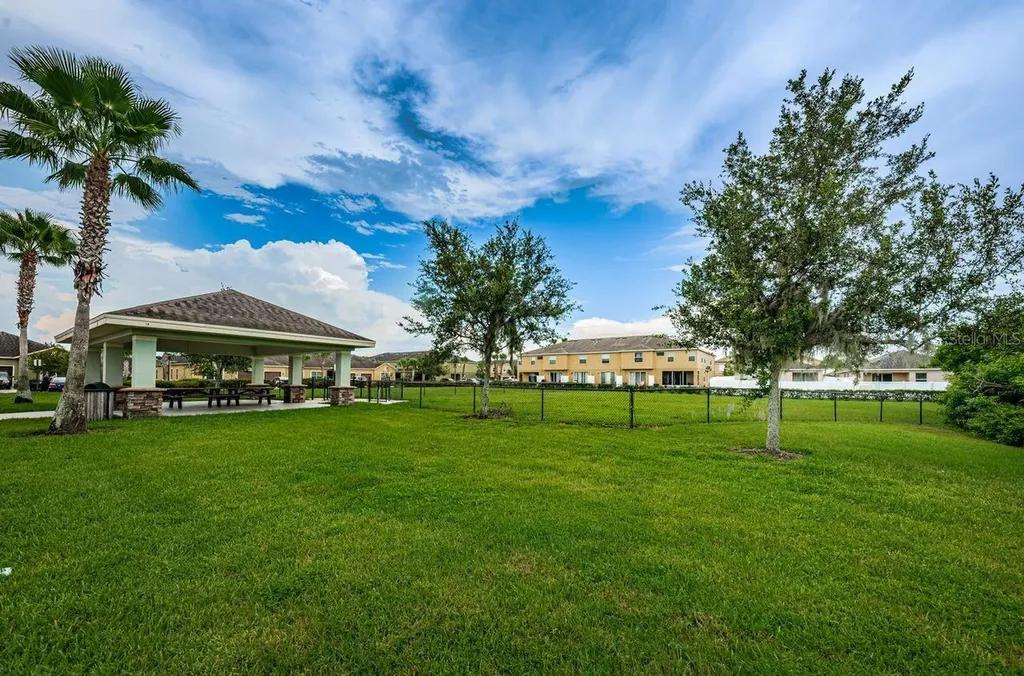 1921 Hawks View Drive Ruskin FL 33570