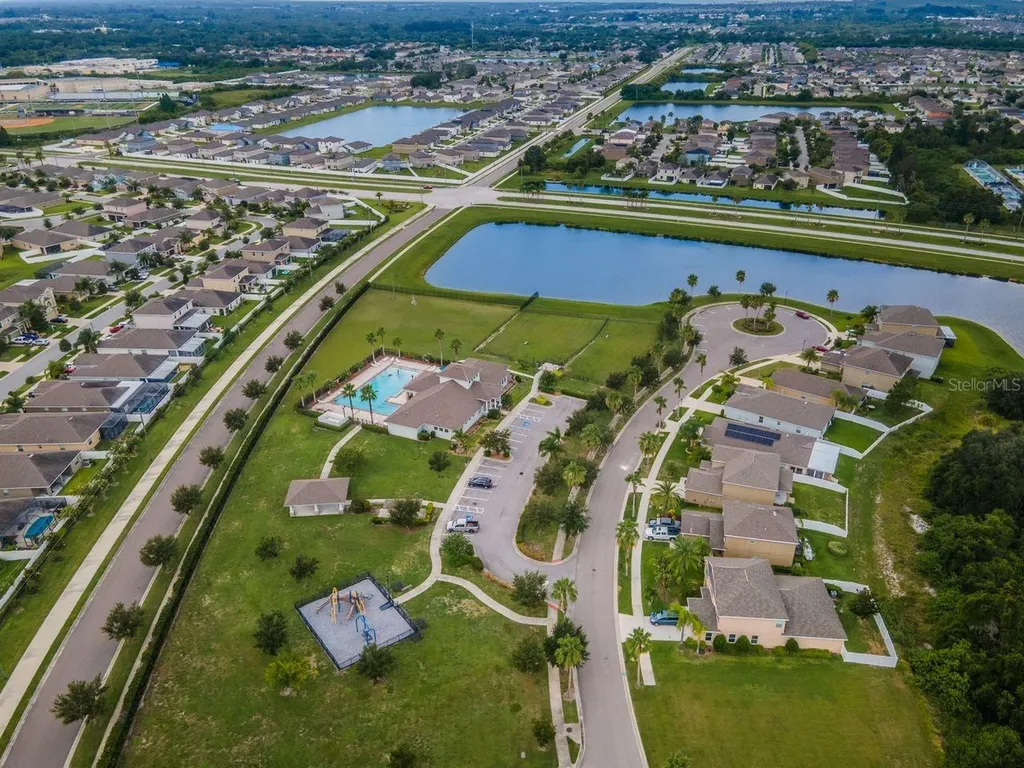 1921 Hawks View Drive Ruskin FL 33570