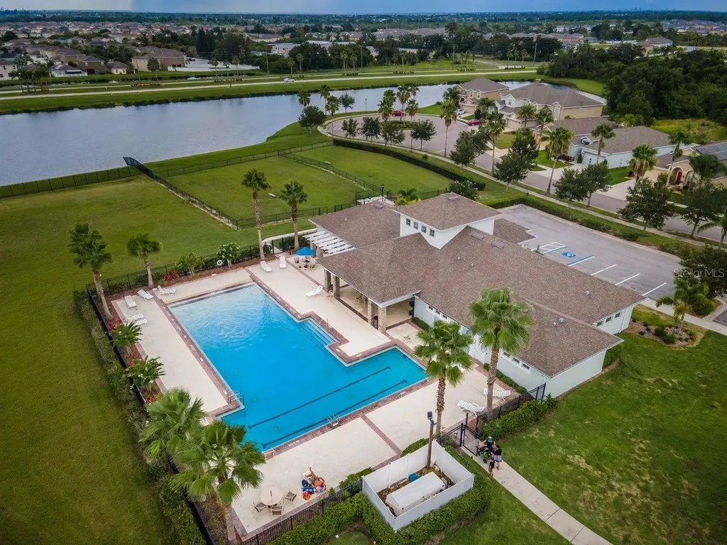 1921 Hawks View Drive Ruskin FL 33570