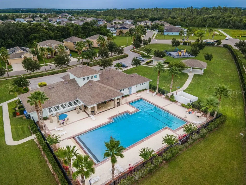 1921 Hawks View Drive Ruskin FL 33570