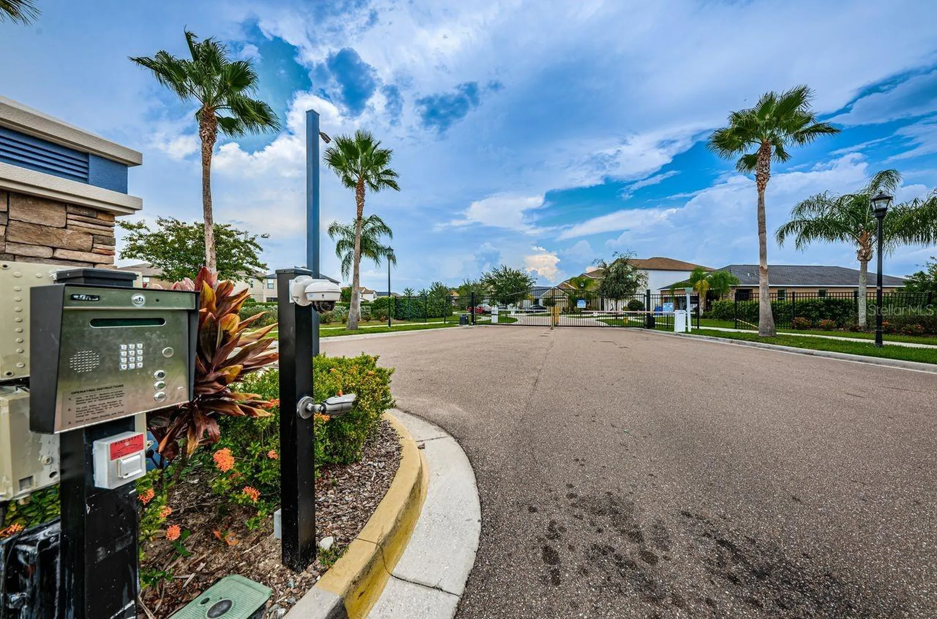 1921 Hawks View Drive Ruskin FL 33570