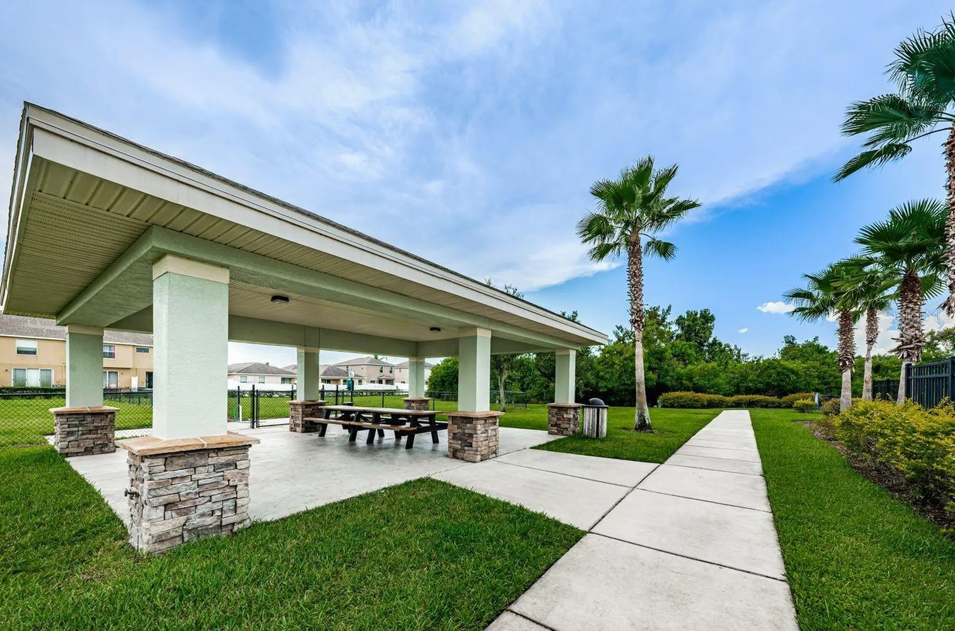 1921 Hawks View Drive Ruskin FL 33570