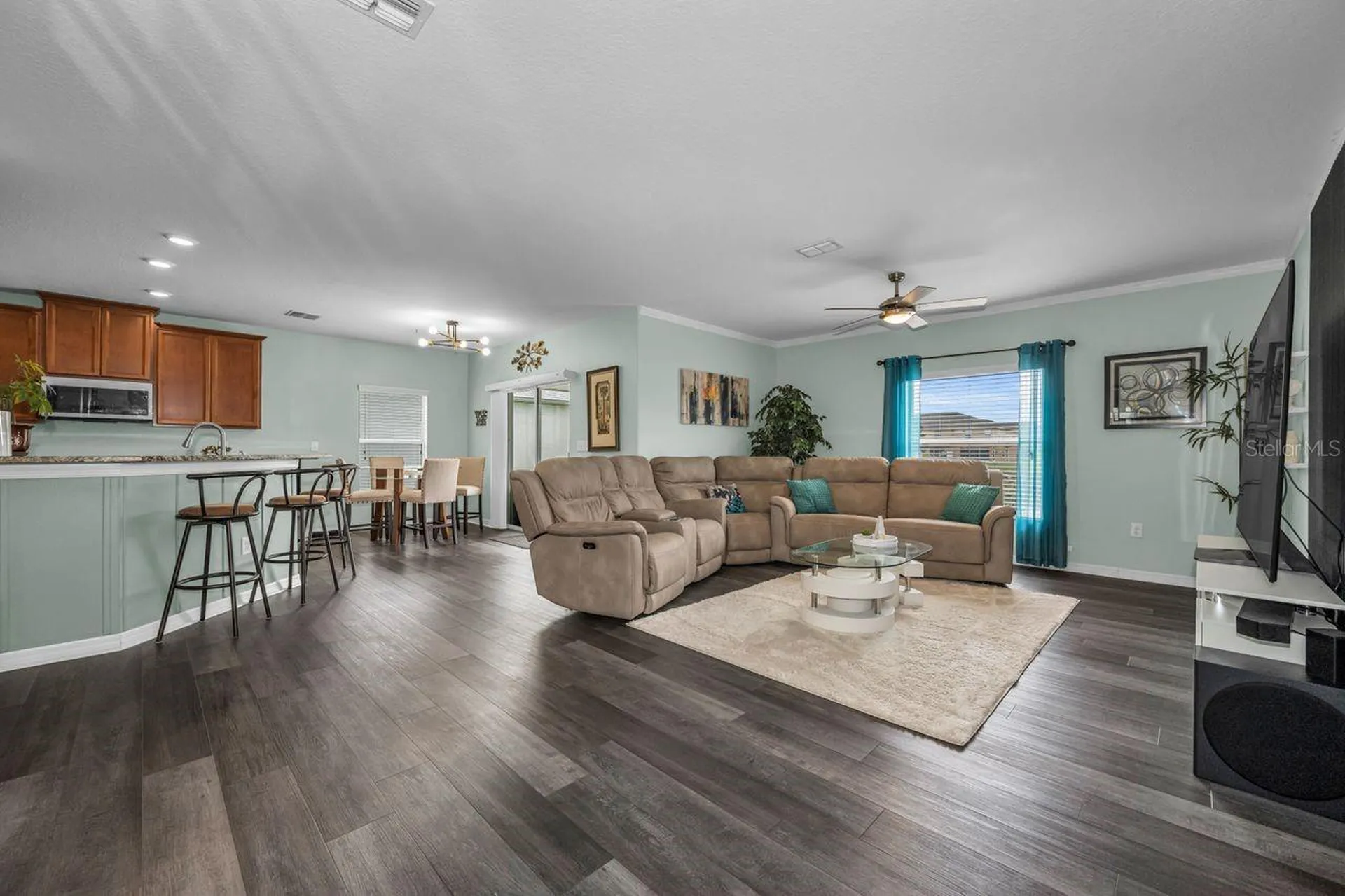 1921 Hawks View Drive Ruskin FL 33570