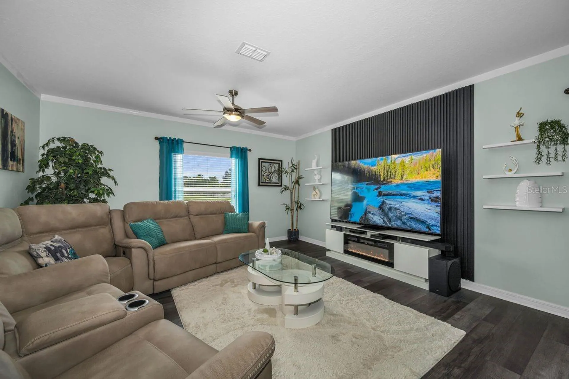 1921 Hawks View Drive Ruskin FL 33570