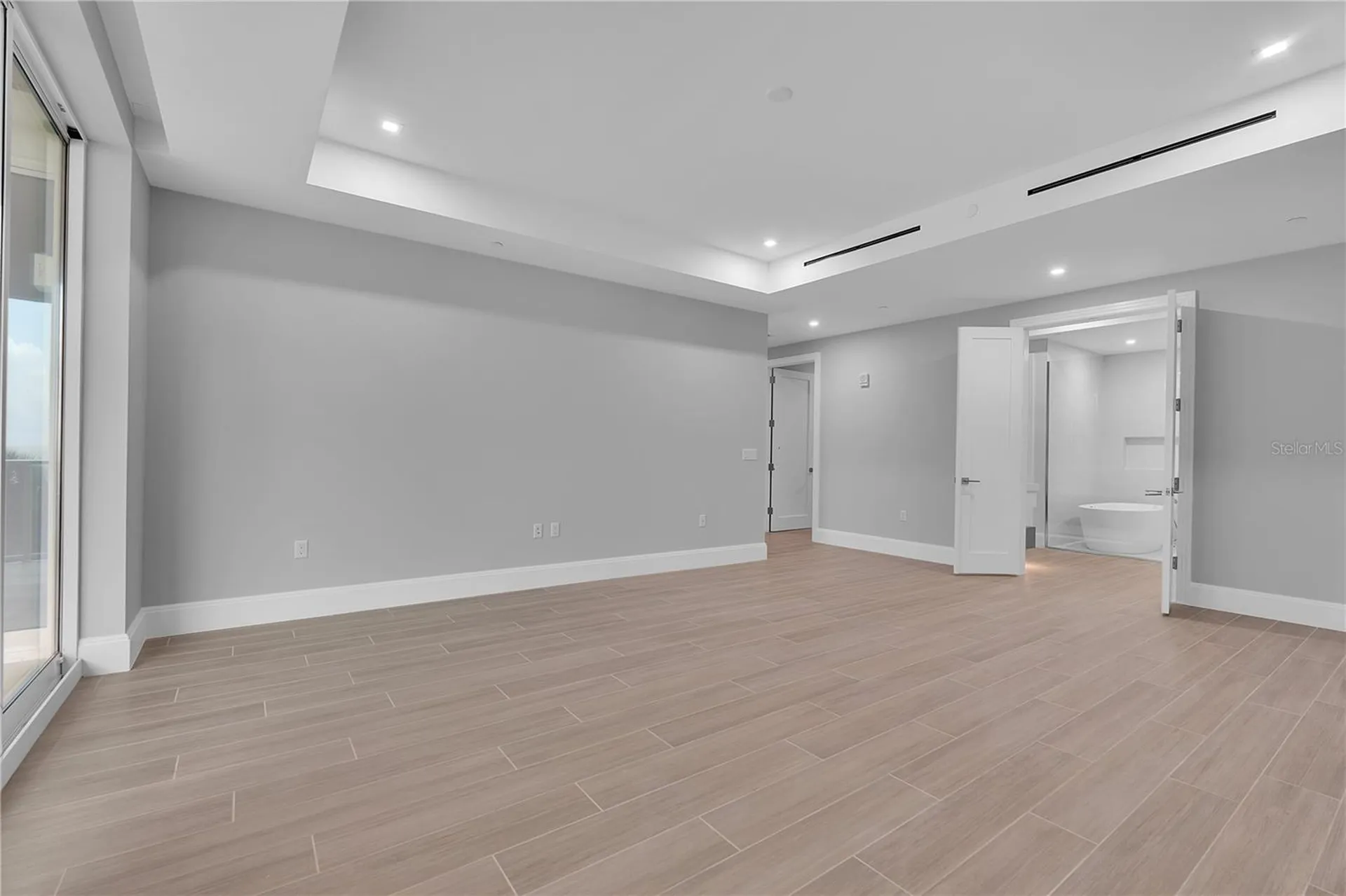 70 Avenida Veneccia Sarasota FL 34242