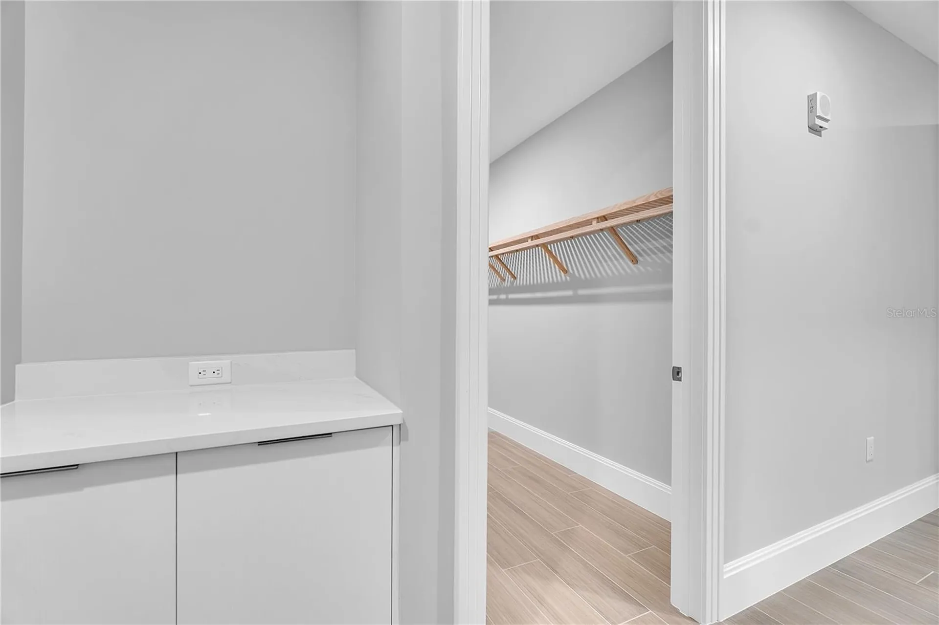 70 Avenida Veneccia Sarasota FL 34242