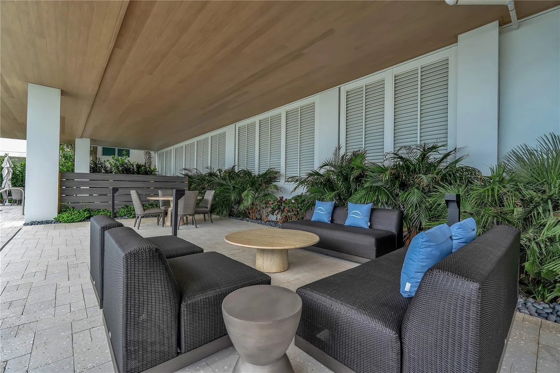 70 Avenida Veneccia Sarasota FL 34242