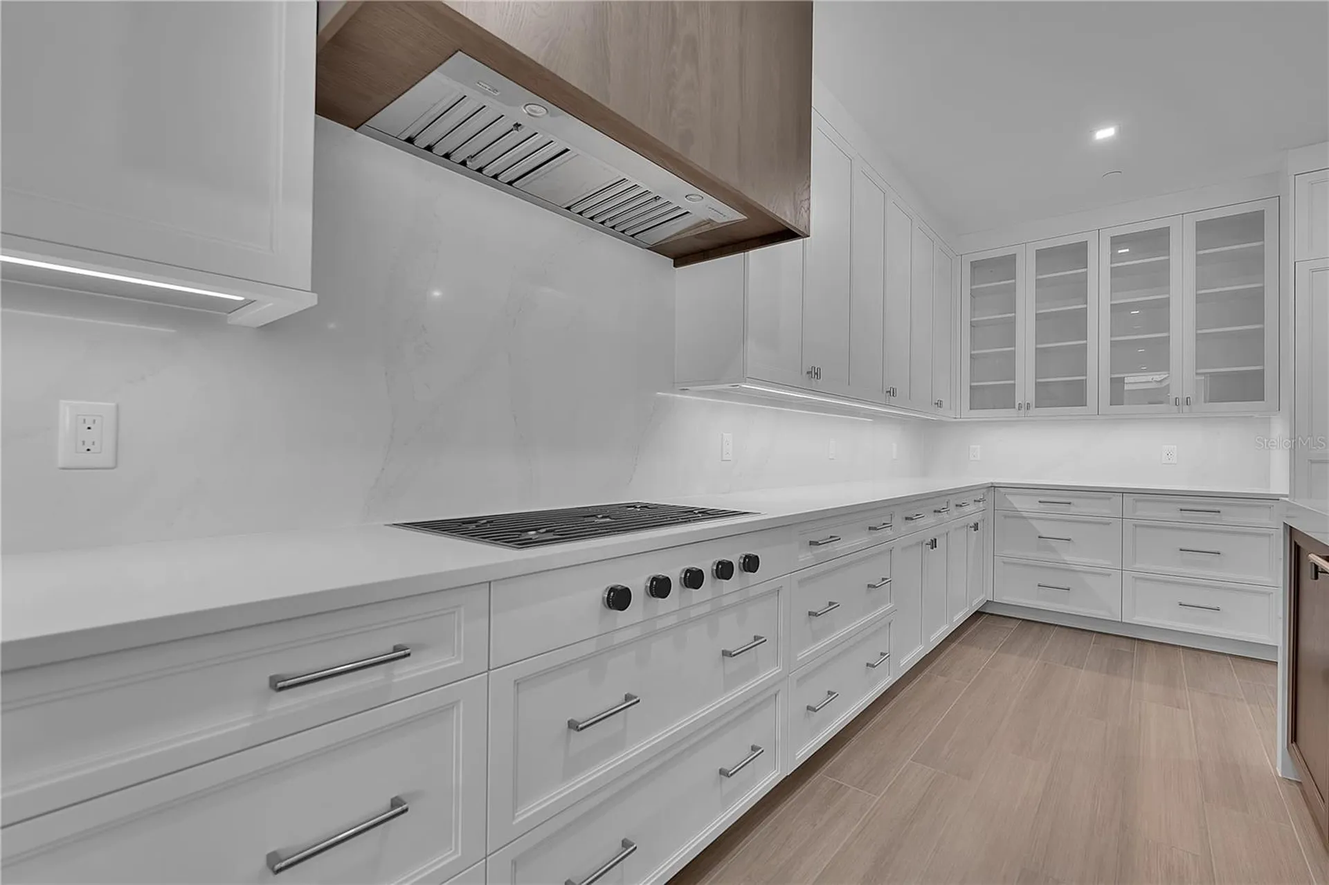 70 Avenida Veneccia Sarasota FL 34242