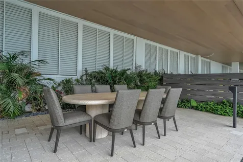 70 Avenida Veneccia Sarasota FL 34242