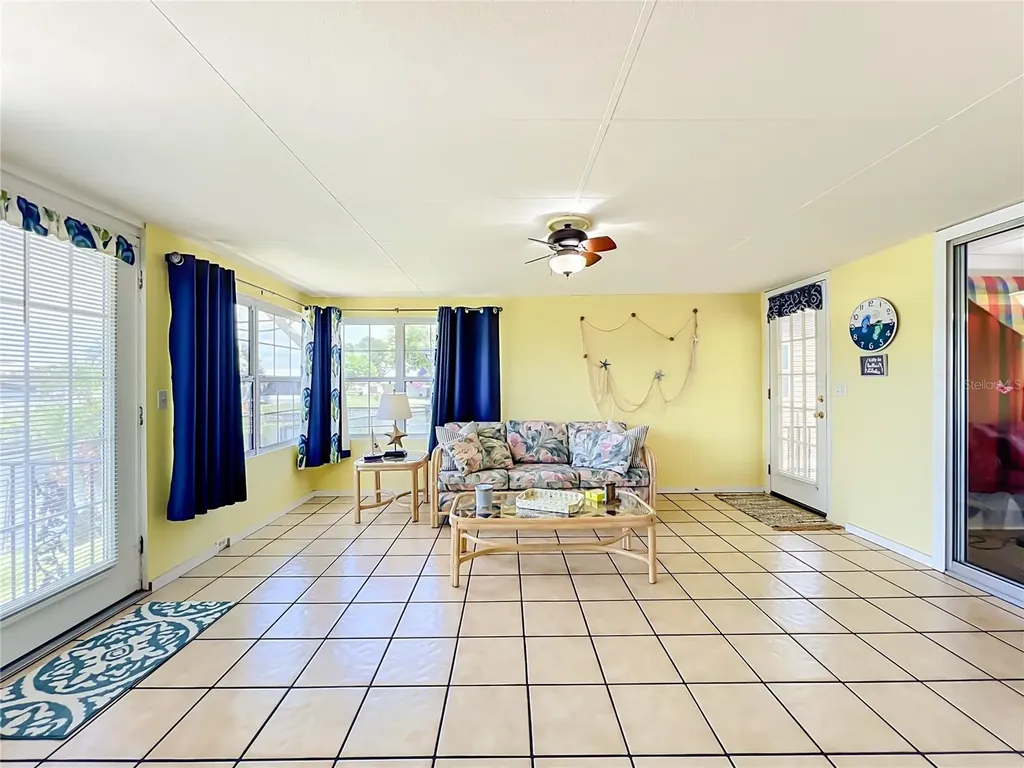 30041 Wausaukee Drive Tavares FL 32778