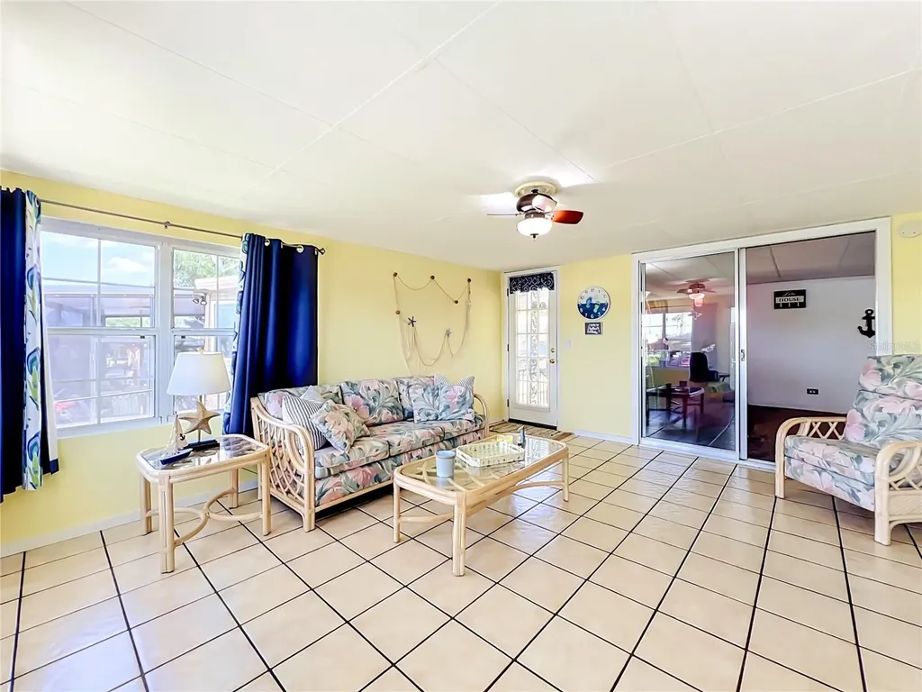 30041 Wausaukee Drive Tavares FL 32778