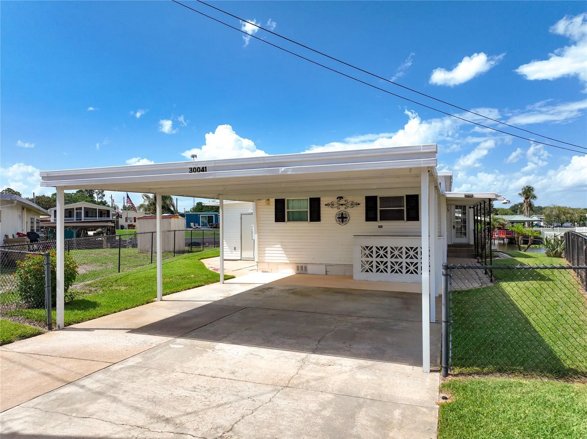 30041 Wausaukee Drive Tavares FL 32778