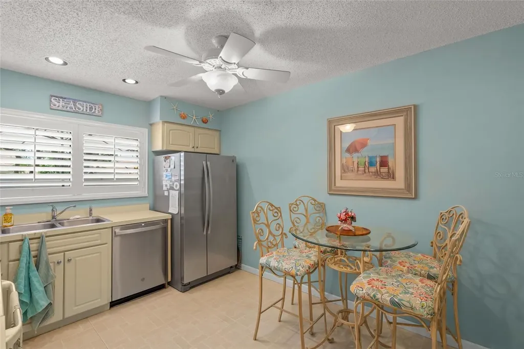 4562 Forest Wood Trail Sarasota FL 34241