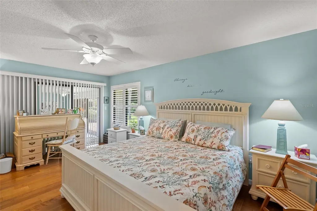 4562 Forest Wood Trail Sarasota FL 34241