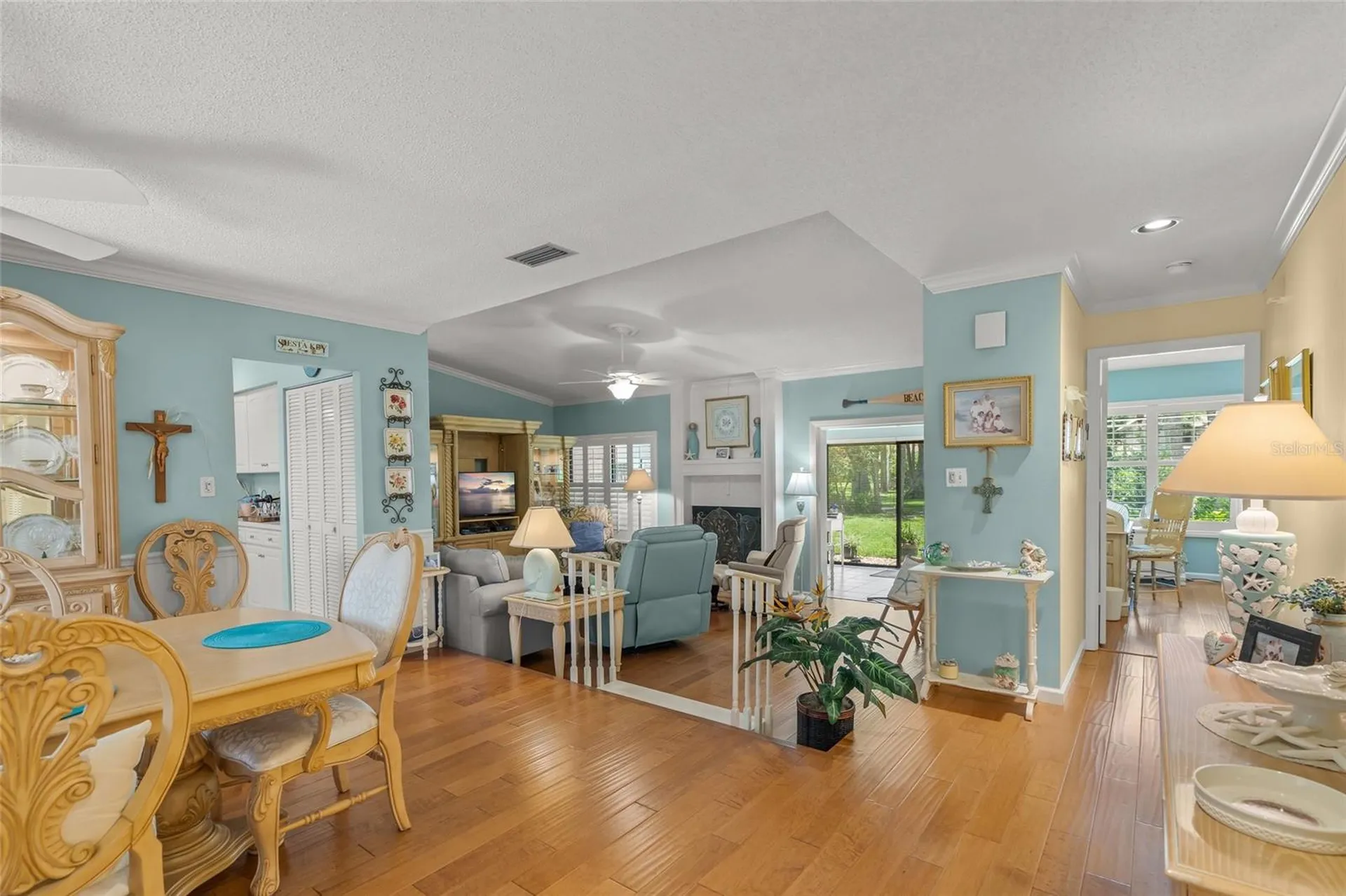 4562 Forest Wood Trail Sarasota FL 34241