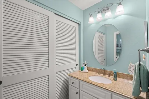 4562 Forest Wood Trail Sarasota FL 34241