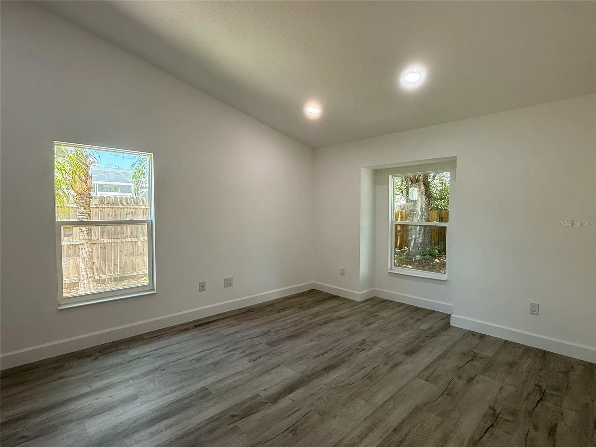 1367 Hensley Drive Deland FL 32724