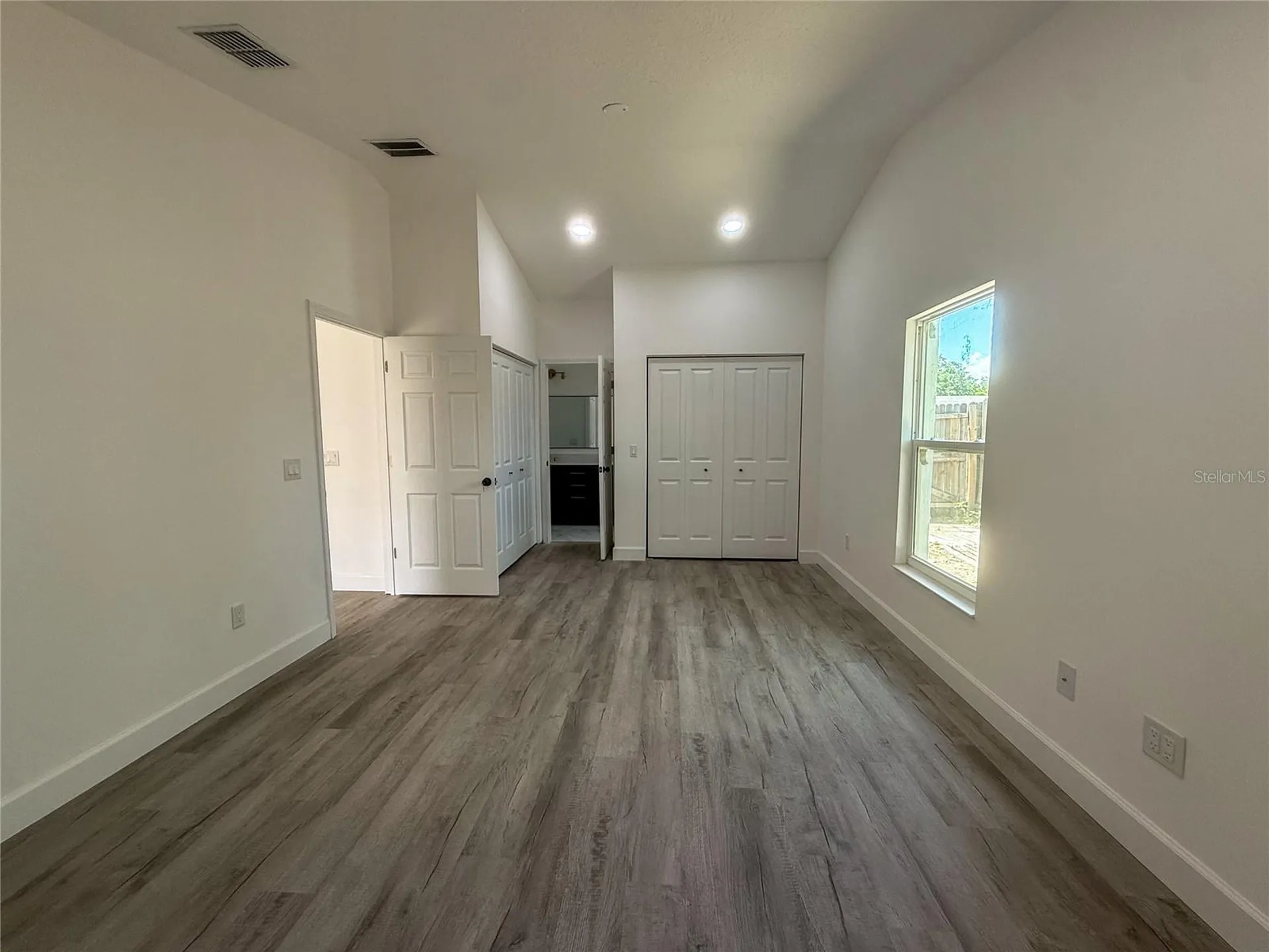 1367 Hensley Drive Deland FL 32724