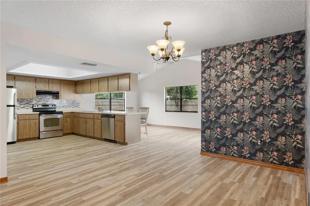 2354 Deltona Boulevard Spring Hill FL 34606
