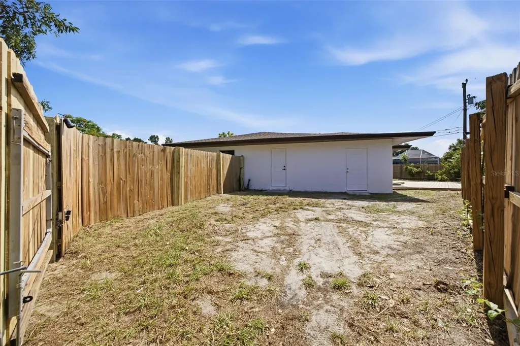2051 Magnolia Drive Clearwater FL 33764