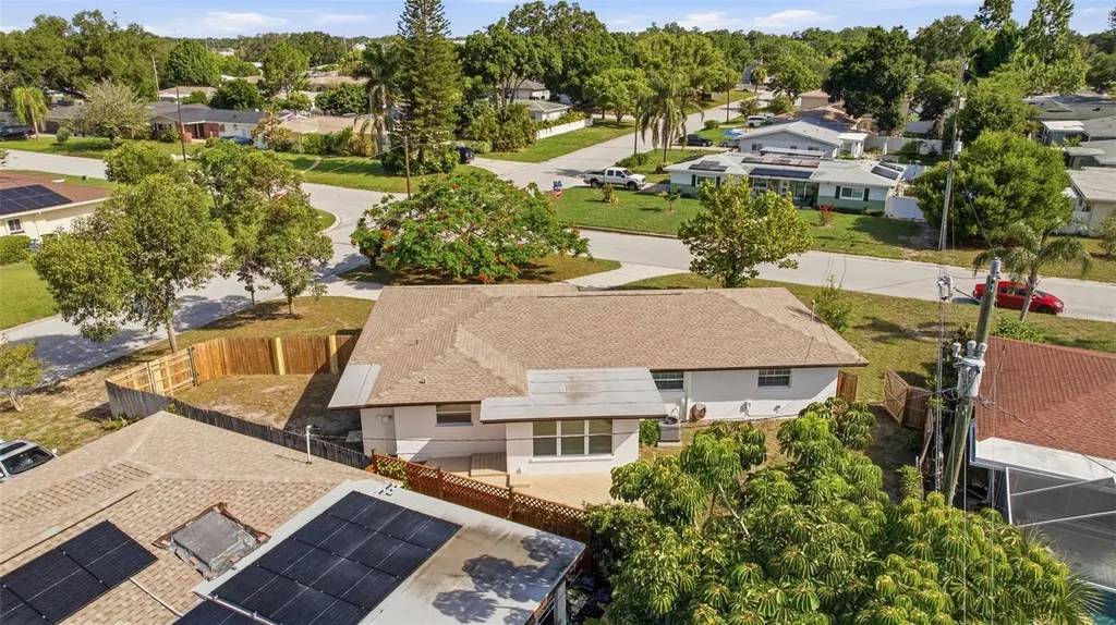 2051 Magnolia Drive Clearwater FL 33764
