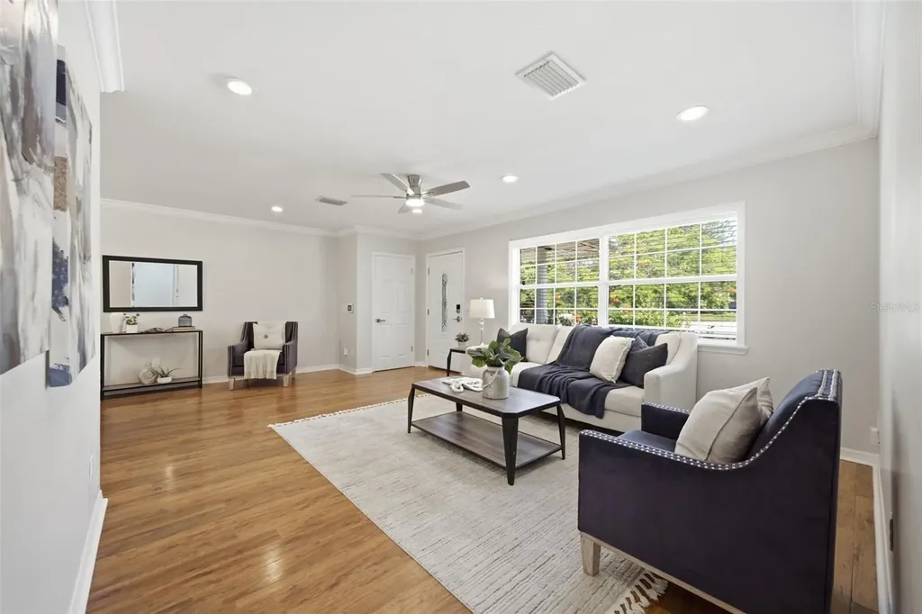 2051 Magnolia Drive Clearwater FL 33764