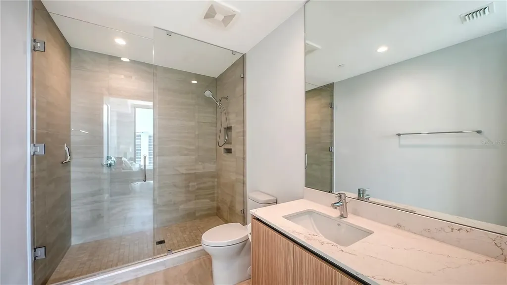 301 Quay Sarasota FL 34236