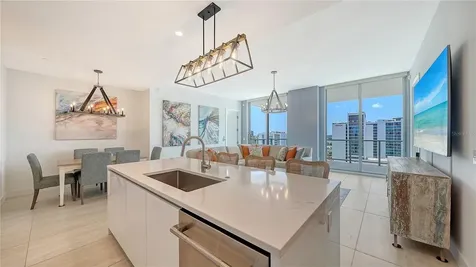 301 Quay Sarasota FL 34236