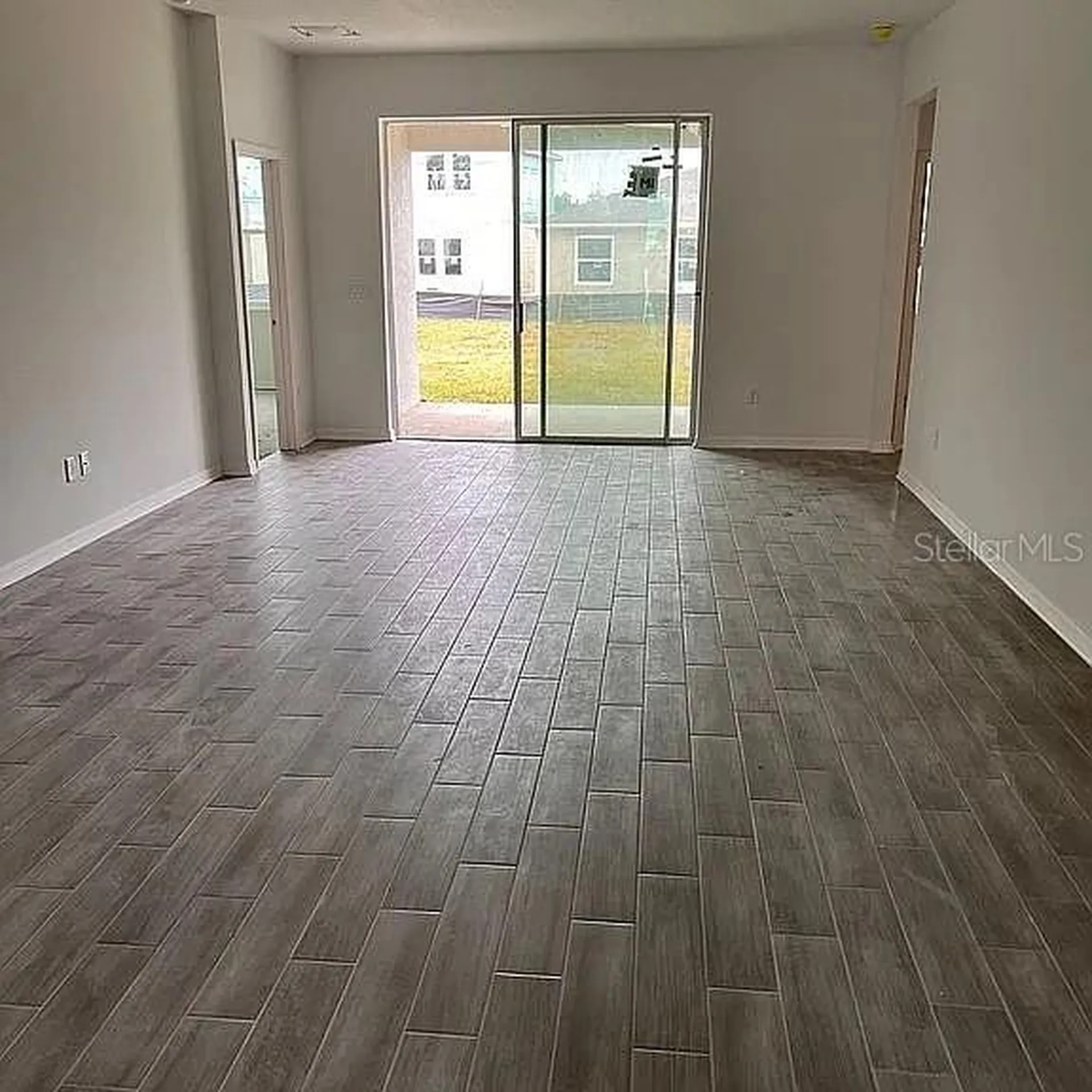 1104 Sand Trap Court Daytona Beach FL 32124