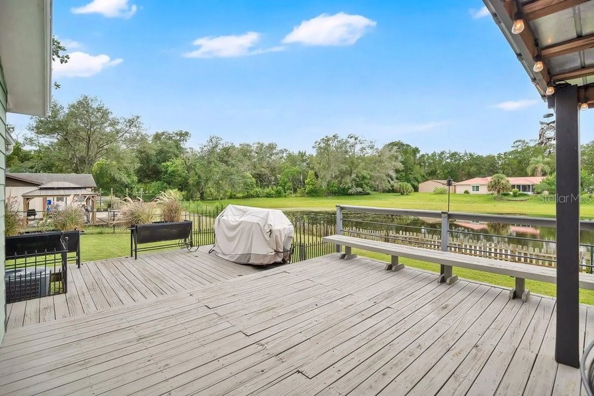 390 N High Street Lake Helen FL 32744