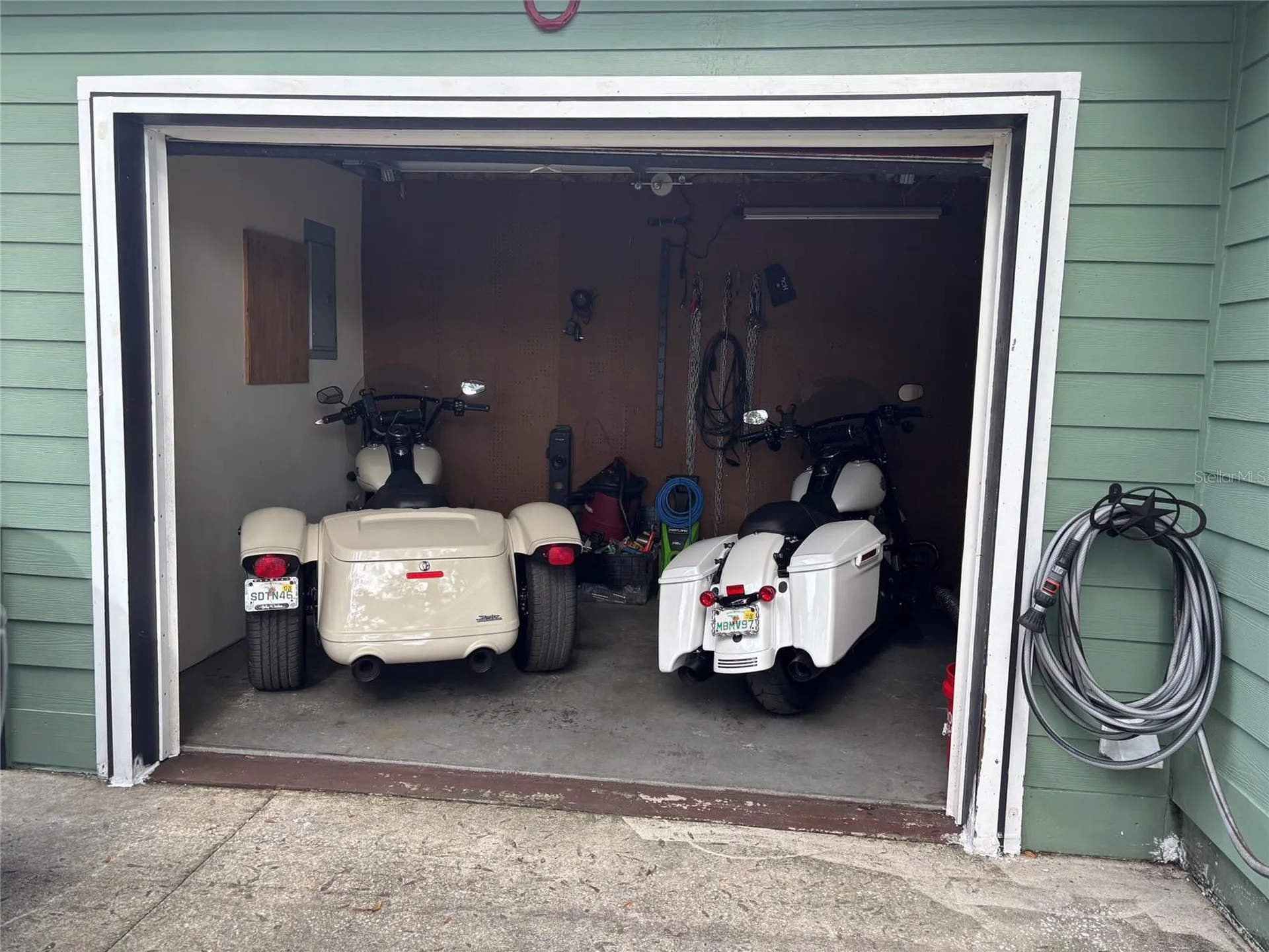 390 N High Street Lake Helen FL 32744