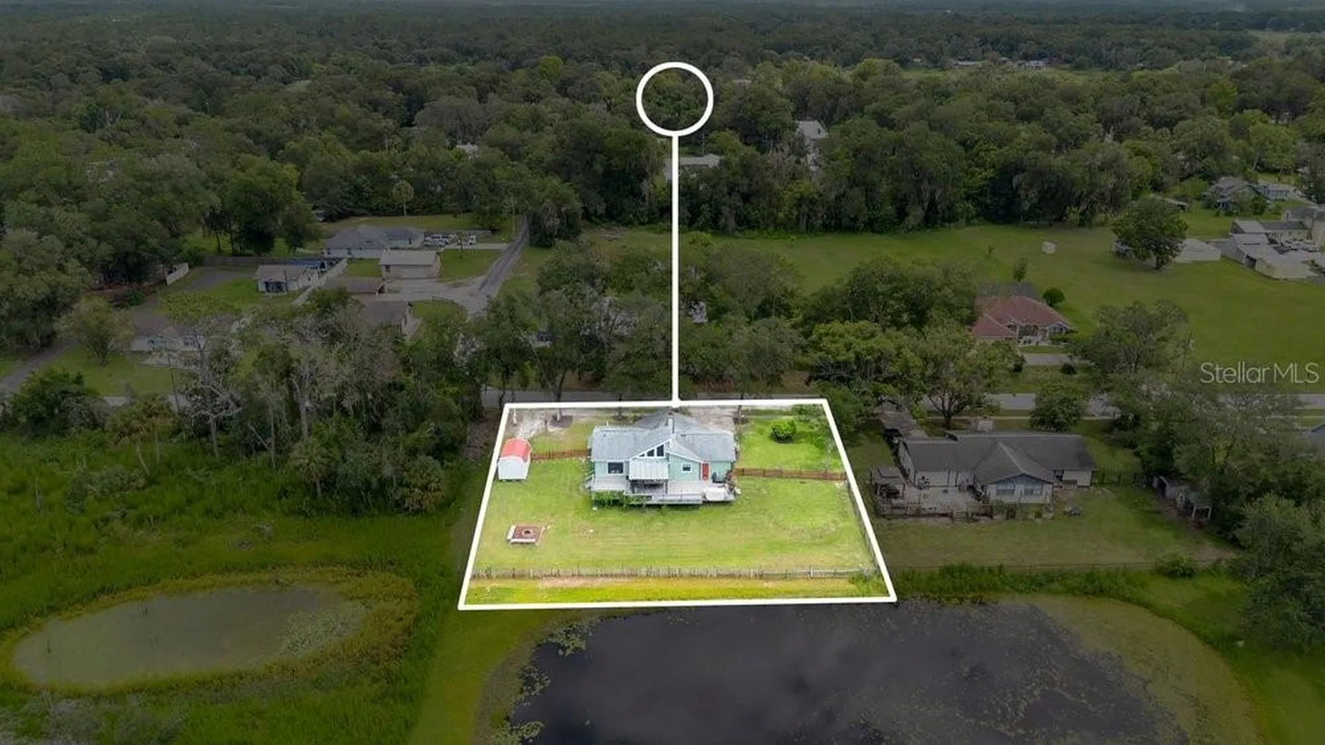 390 N High Street Lake Helen FL 32744
