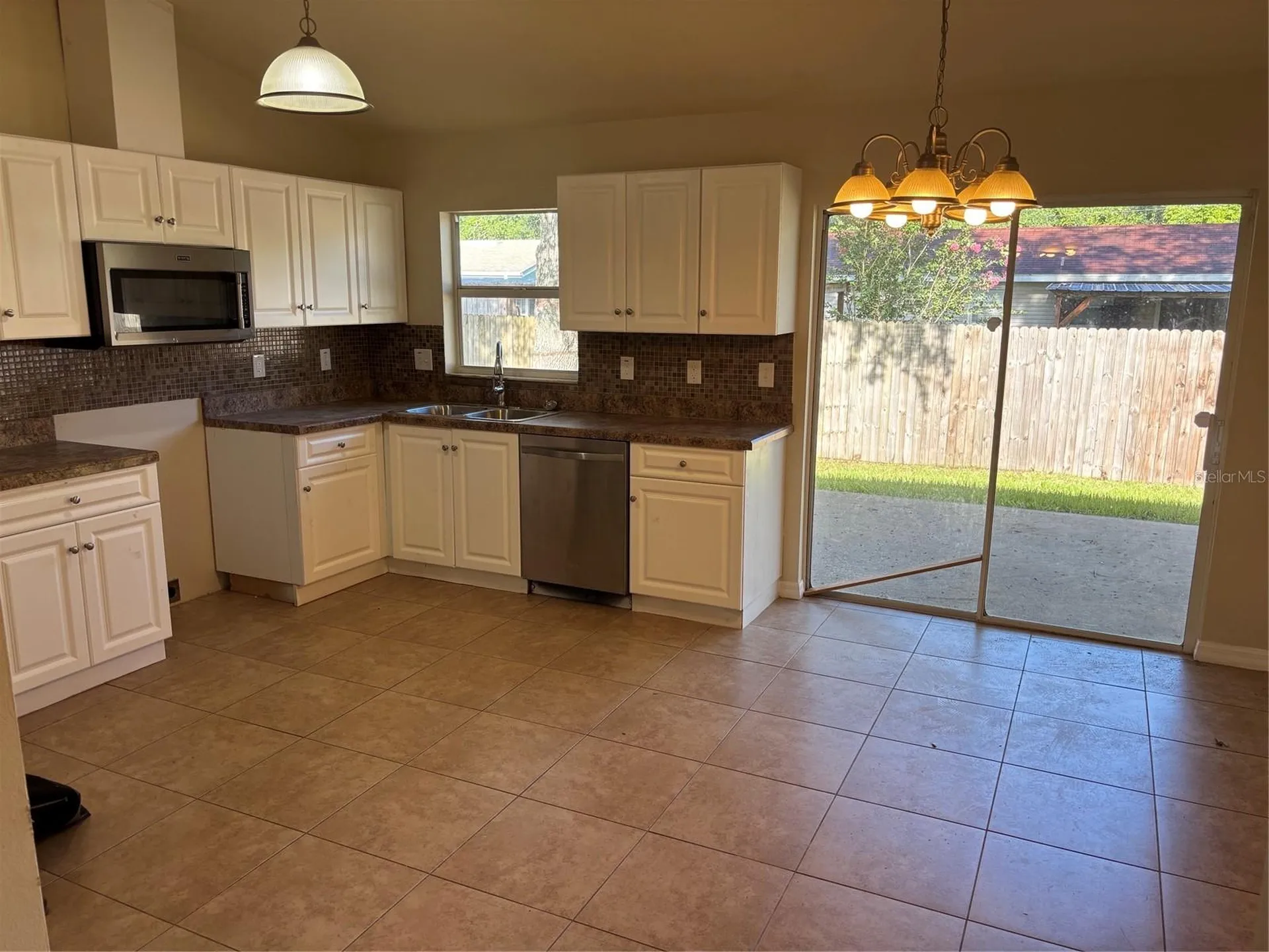 1920 Calle Alto Vista Deland FL 32724