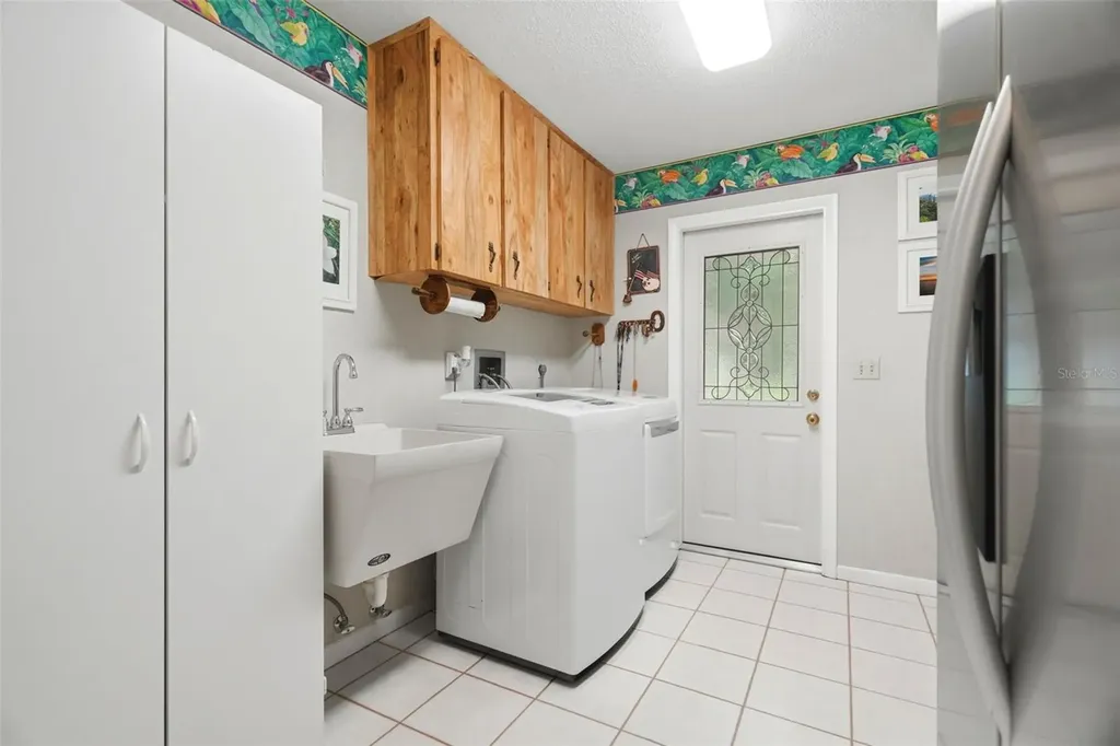 1660 Narnia Court Dunedin FL 34698