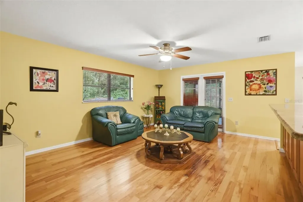 1660 Narnia Court Dunedin FL 34698