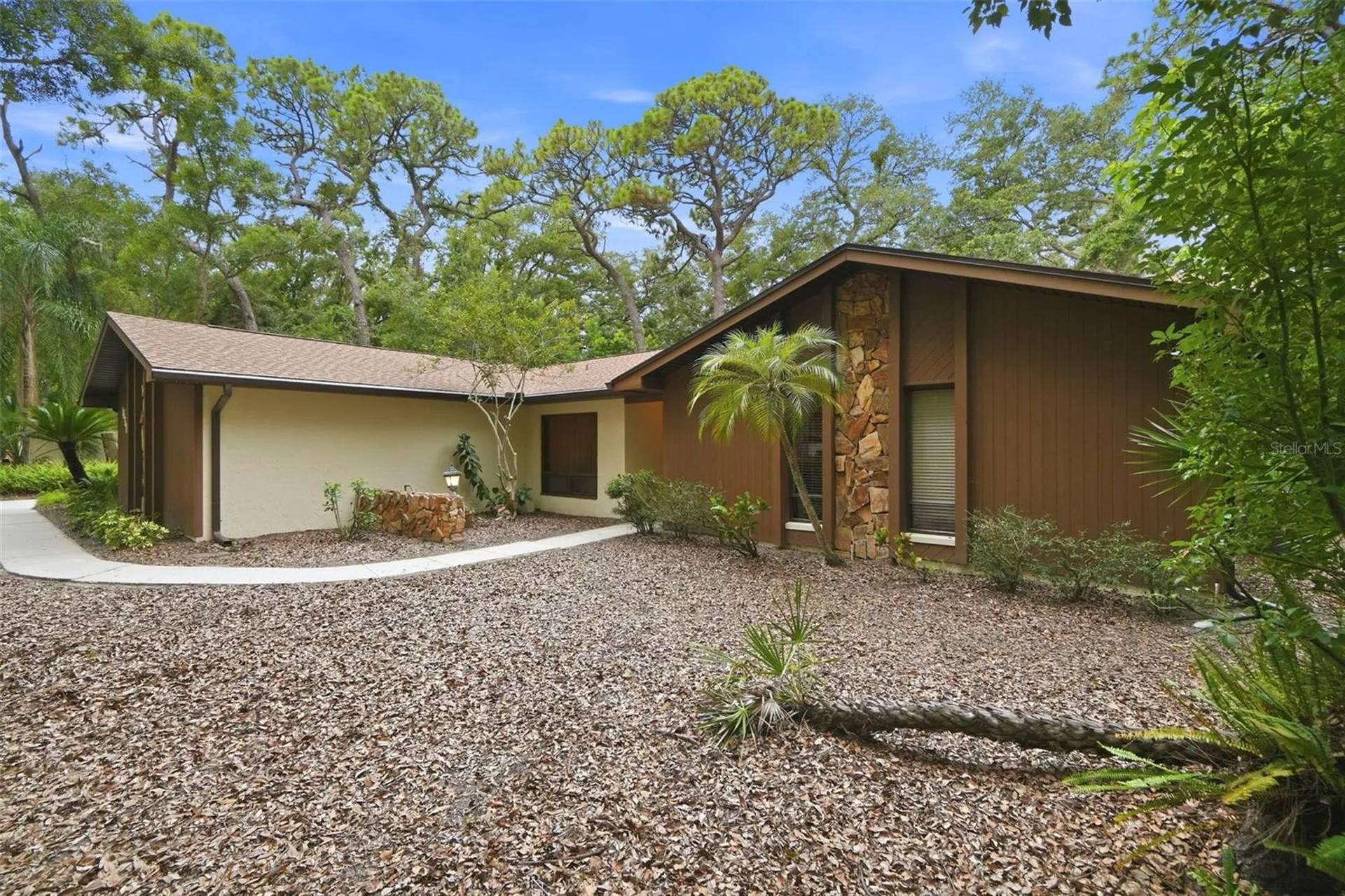 1660 Narnia Court Dunedin FL 34698