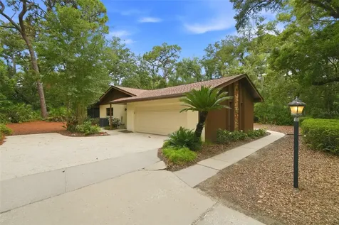 1660 Narnia Court Dunedin FL 34698