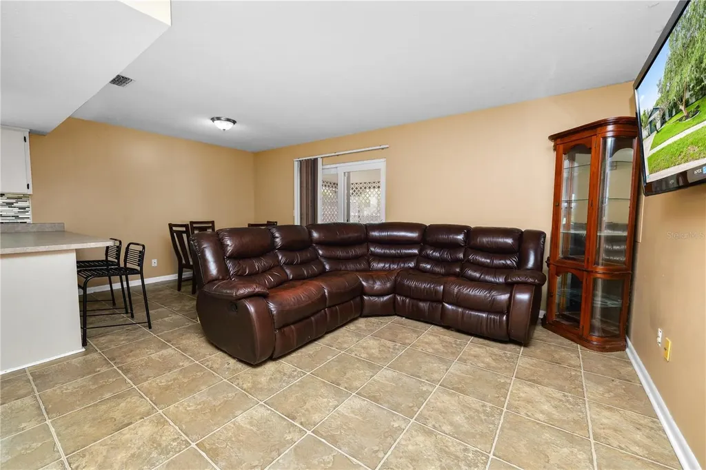 4820 Presidential Street Seffner FL 33584
