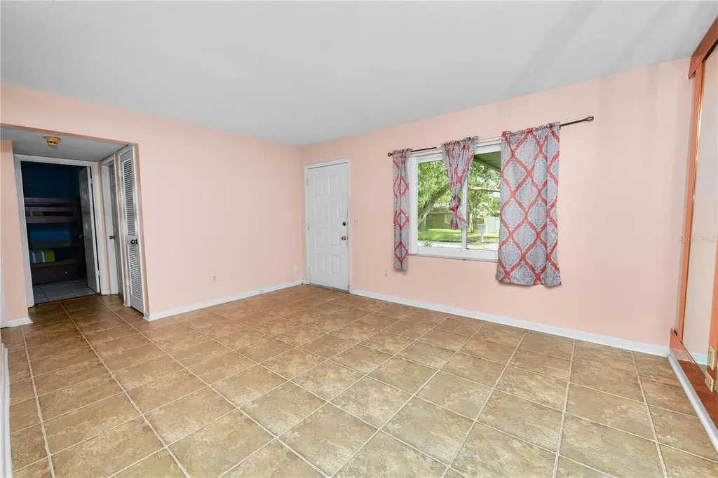 4820 Presidential Street Seffner FL 33584