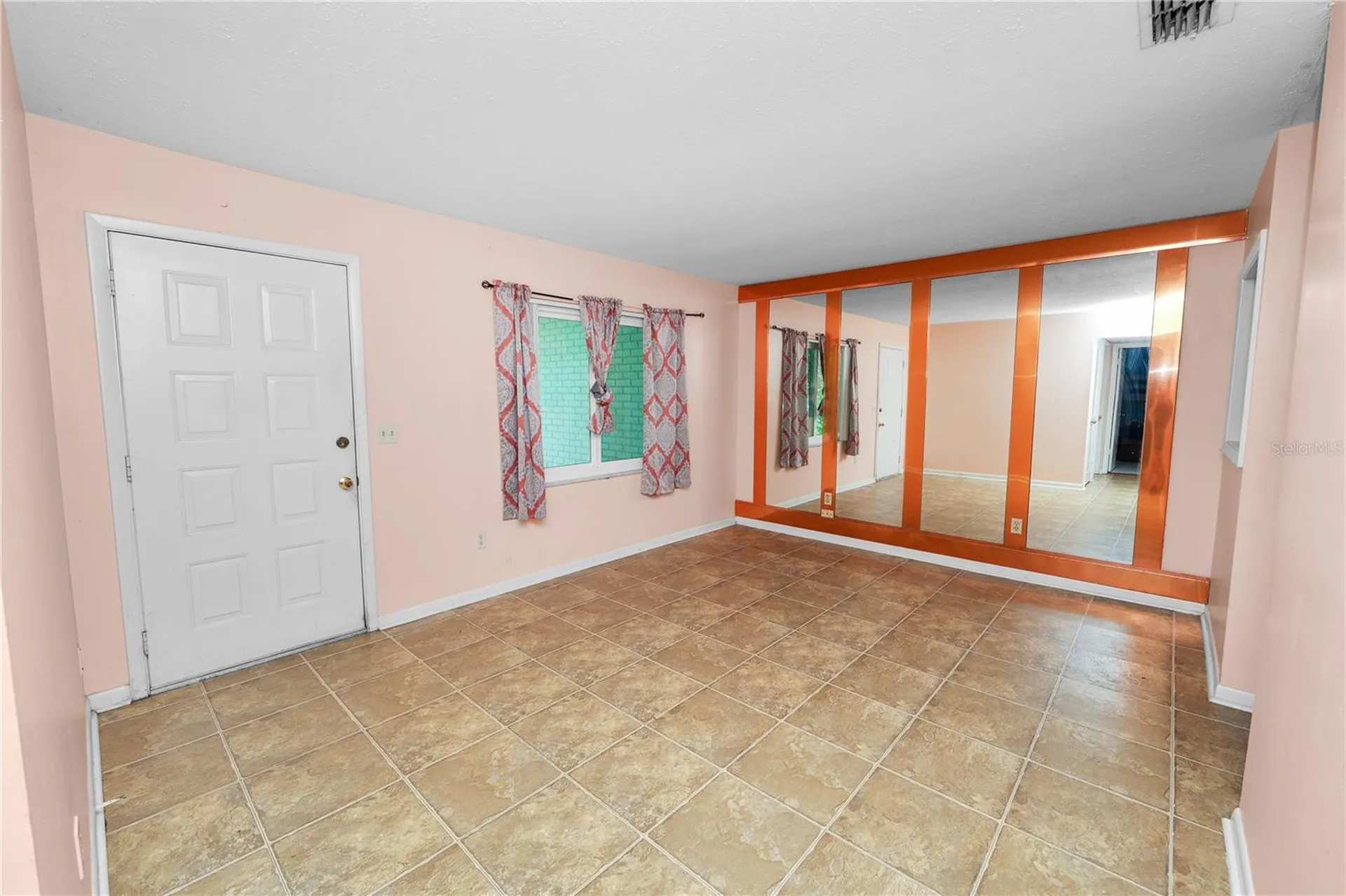 4820 Presidential Street Seffner FL 33584